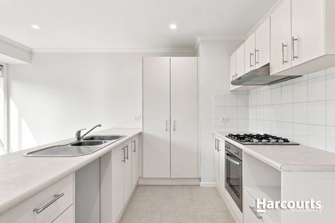 Property photo of 2/5 Norham Court Berwick VIC 3806