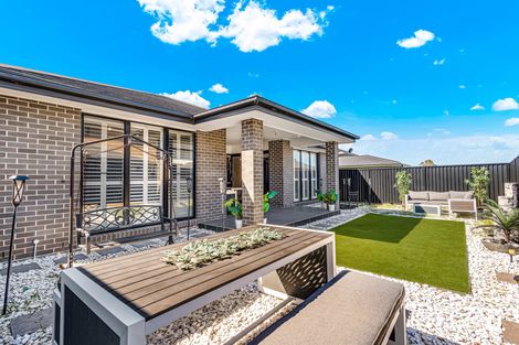 Property photo of 15 Grenfell Place Colebee NSW 2761