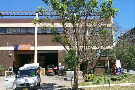 113 Bowden St, Meadowbank, NSW 2114