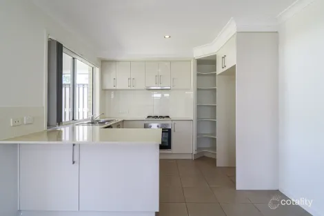 Property photo of 26 Marloo Drive Tannum Sands QLD 4680