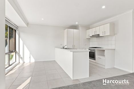 Property photo of 2/5 Norham Court Berwick VIC 3806