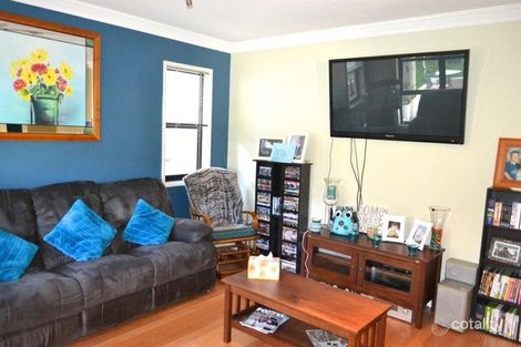 Property photo of 7 Hillcrest Road Mirrabooka NSW 2264