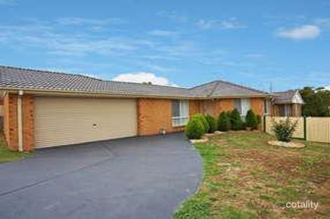 67 Sandalwood Dr, Narre Warren, VIC 3805