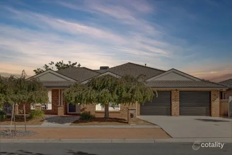 Property photo of 55 Katherine Avenue Amaroo ACT 2914