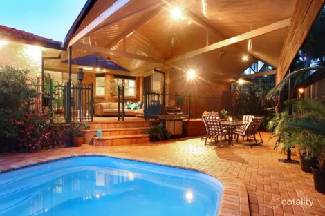 Property photo of 9 Lockhart Place Helensvale QLD 4212