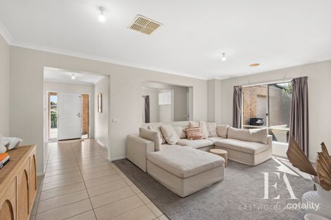 Property photo of 14 Zazzman Court St Albans Park VIC 3219