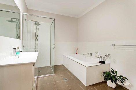 Property photo of 10 Beach Road Shellharbour NSW 2529