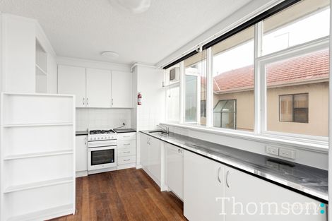 1A/12 MARINE PDE, ST KILDA, VIC 3182