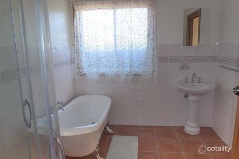Property photo of 16 Jensen Road Broadmeadows VIC 3047