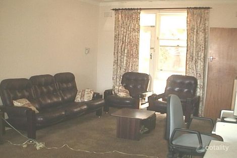 Property photo of 54 Burns Road Picnic Point NSW 2213