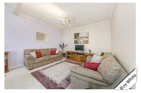 Property photo of 10 Fairmount Crescent Karabar NSW 2620