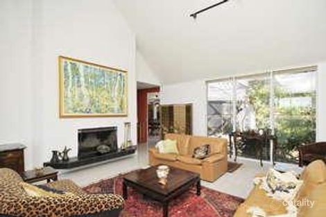 Property photo of 1 Sunray Court Eltham VIC 3095