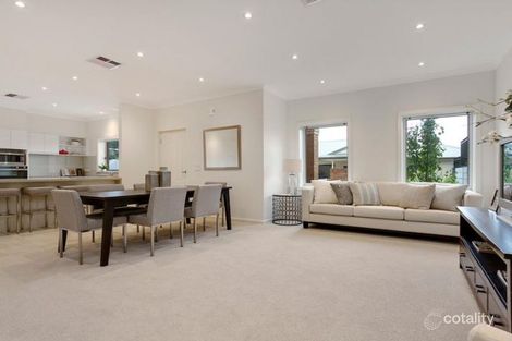 4 Finch Ct, Croydon, VIC 3136