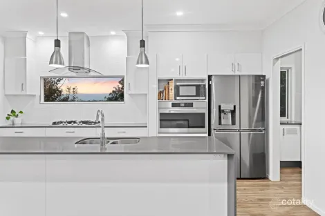 Property photo of 19 David Street Thorneside QLD 4158