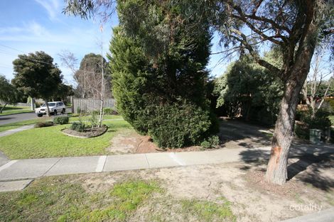 44 Campaspe Dr, Croydon Hills, VIC 3136