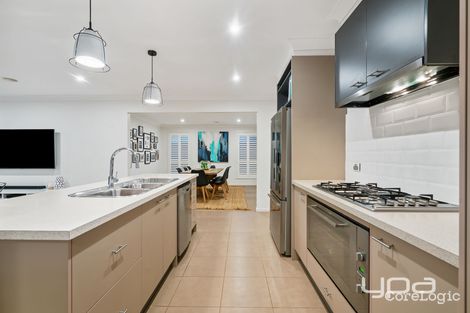 Property photo of 14 Wills Terrace Burnside Heights VIC 3023
