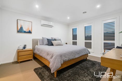 Property photo of 14 Wills Terrace Burnside Heights VIC 3023