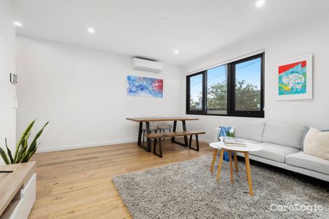 Property photo of 105/25 Nicholson Street Bentleigh VIC 3204