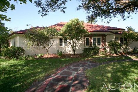 Property photo of 2 Curlew Road Dalkeith WA 6009