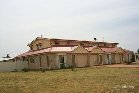 2/77 Kearney St, Kearneys Spring, QLD 4350