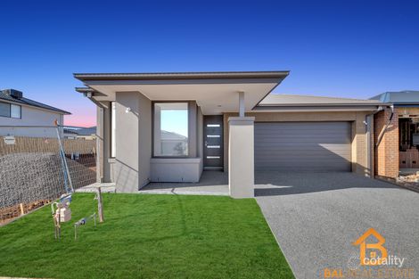 15 Retreat Way, Weir Views, VIC 3338