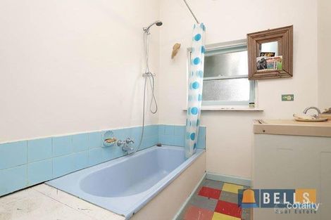 Property photo of 21 Cranbourne Avenue Sunshine North VIC 3020