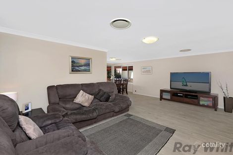 Property photo of 9 Kirrajong Place San Remo NSW 2262