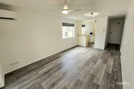 Property photo of 4/14 Second Avenue Broadbeach QLD 4218