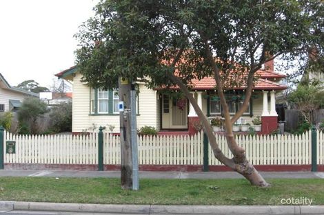 14 Calembeena Ave, Hughesdale, VIC 3166