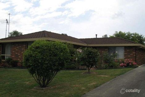 Property photo of 11 Forrest Street Drouin VIC 3818