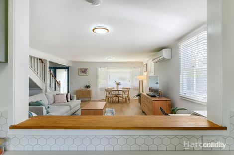 Property photo of 2/8 Desert Willow Way Fitzgibbon QLD 4018