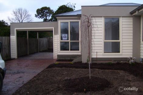 2/15a Mimosa Ave, Kilsyth, VIC 3137