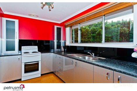 Property photo of 2/7 East Crescent Midway Point TAS 7171