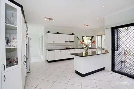 Property photo of 9 Snowden Close Cecil Hills NSW 2171