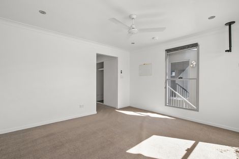 Property photo of 10 Lilly Close Emerald QLD 4720