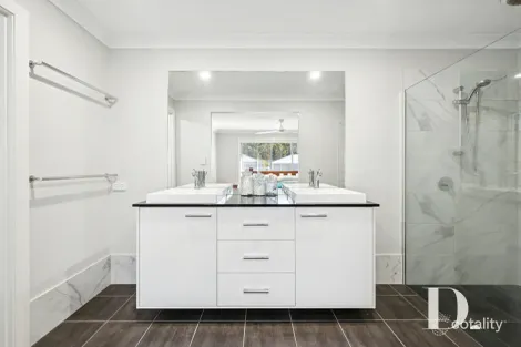 Property photo of 27 Red Gum Circuit Sapphire Beach NSW 2450