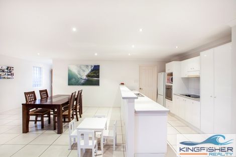 Property photo of 31 Rainbird Close Burleigh Waters QLD 4220