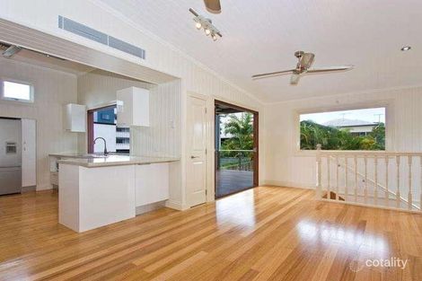 Property photo of 26 Walmsley Street Kangaroo Point QLD 4169