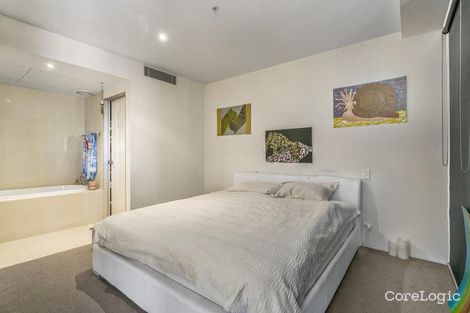 Property photo of 1802/4 Wahroonga Place Surfers Paradise QLD 4217