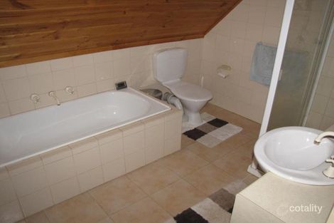 Property photo of 1/6 Moore Avenue Croydon VIC 3136