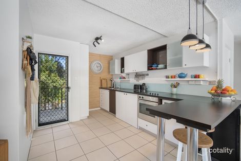 Property photo of 8/29 Old Burleigh Road Surfers Paradise QLD 4217
