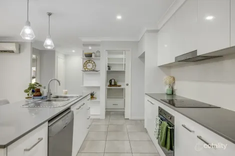 Property photo of 3 Dove Crescent Kleinton QLD 4352