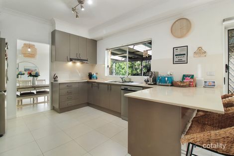 328 Flagstaff Rd, Lake Heights, NSW 2502