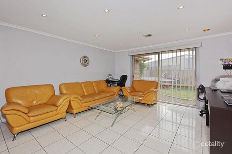 Property photo of 4 Huntley Court St Albans VIC 3021