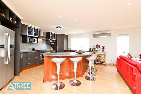 Property photo of 16 Dorchester Turn Canning Vale WA 6155