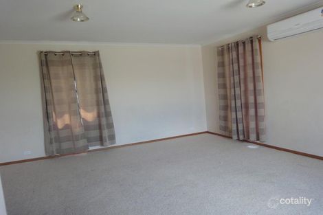 Property photo of 1/5 Fieldlark Court Werribee VIC 3030