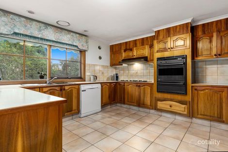 Property photo of 25 Tetragona Quadrant Rowville VIC 3178