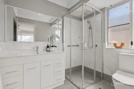 Property photo of 35 Mirror Cove Waikiki WA 6169