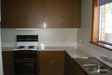 Property photo of 2/3 Everett Close Herne Hill VIC 3218