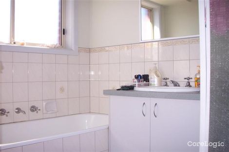 Property photo of 2/77 Somerset Drive Sunshine North VIC 3020